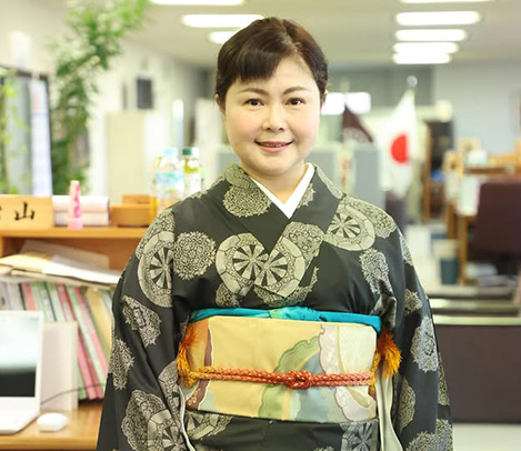 松山 さおり